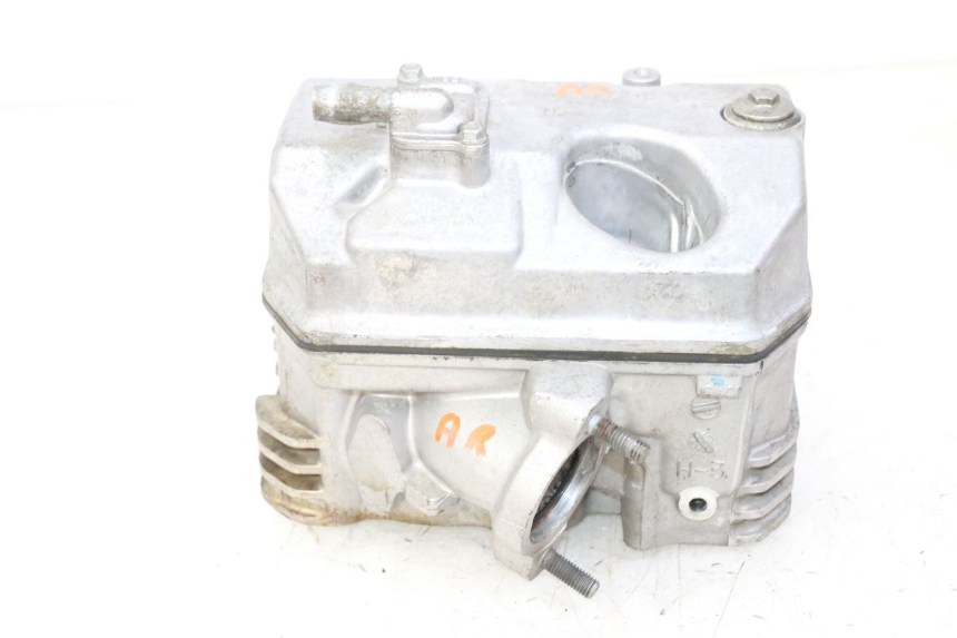 photo de TESTATA POSTERIORE HONDA NTV DEAUVILLE 650 (2001 - 2006) - Primo piano tecnico