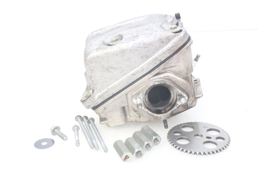 photo de Testata posteriore APRILIA SRV 850 (2012 - 2017) - Primo piano tecnico