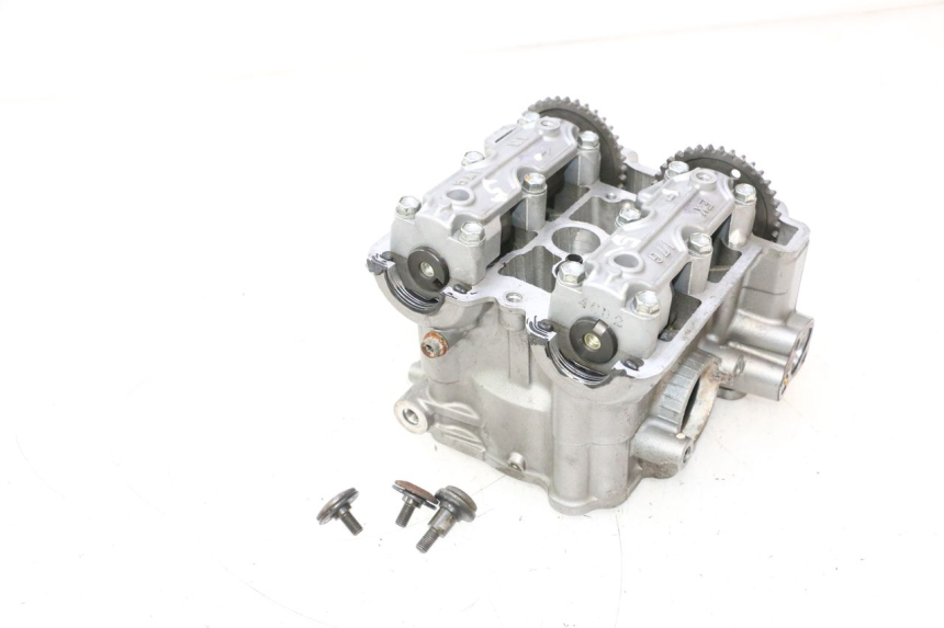 photo de TESTATA POSTERIORE SUZUKI SV S 650 (2003 - 2009) - Primo piano tecnico