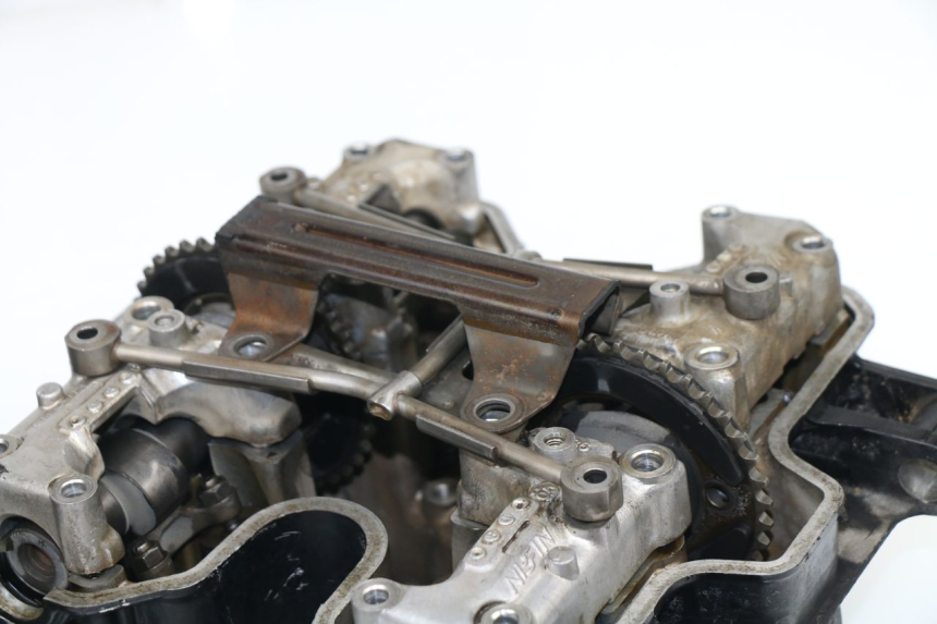 photo de Testata posteriore HONDA VF 1000 (1984 - 1988) - Focus sulla struttura