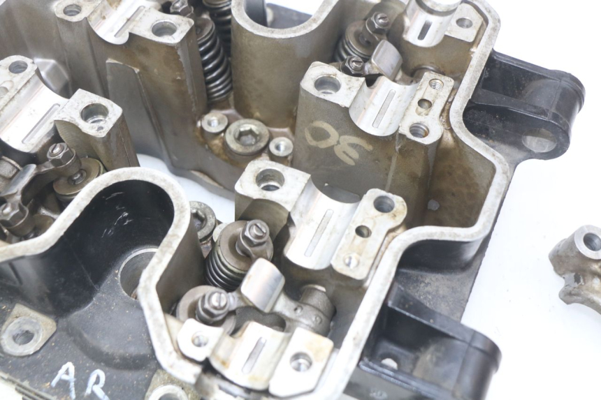 photo de Testata posteriore HONDA VF 1000 (1984 - 1988) - Zoom sullo stato d'uso