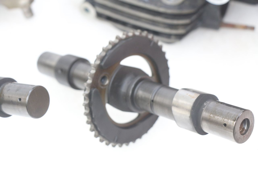 photo de Testata posteriore HONDA VF 1000 (1984 - 1988) - Primo piano tecnico