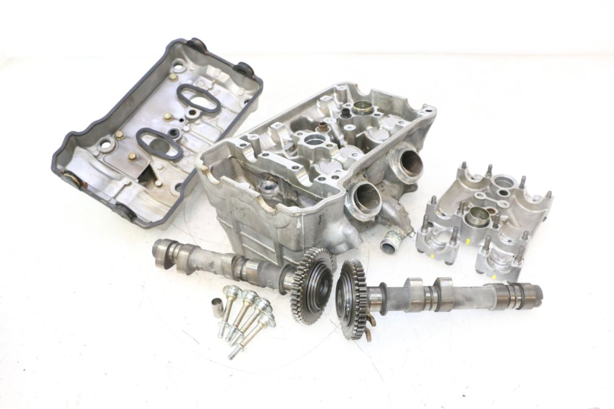 photo de CULASSE POSTERIORE HONDA VFR FI RC46 800 (1998 - 2001) - Vista principale