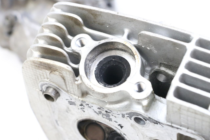 photo de TESTATA POSTERIORE SUZUKI VL INTRUDER 125 (2004 - 2007) - Angolazione alternativa