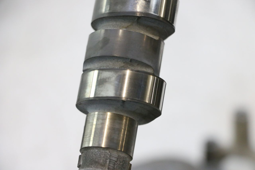 photo de TESTATA POSTERIORE HONDA XRV AFRICA TWIN 750 (1990 - 1992) - Focus sulla struttura