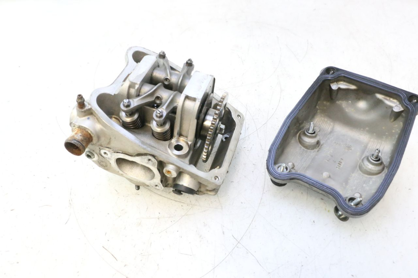 photo de TESTATA ANTERIORE GILERA GP 800 (2007 - 2013) - Panoramica del profilo