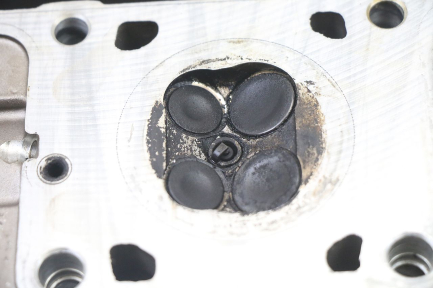 photo de TESTATA ANTERIORE HYOSUNG GTR 125 (2006 - 2008) - Primo piano tecnico