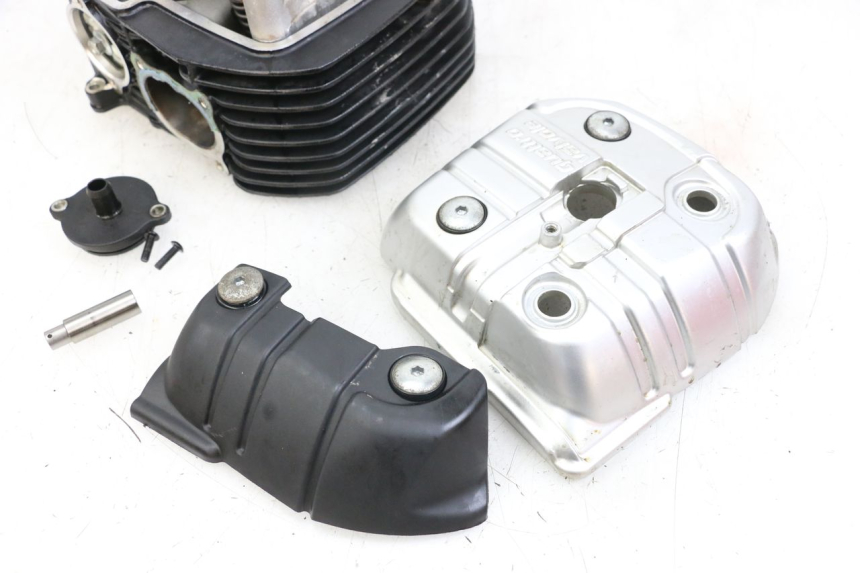 photo de TESTATA ANTERIORE MOTO GUZZI NORGE 8V GT 1200 (2011 - 2016) - Angolazione alternativa