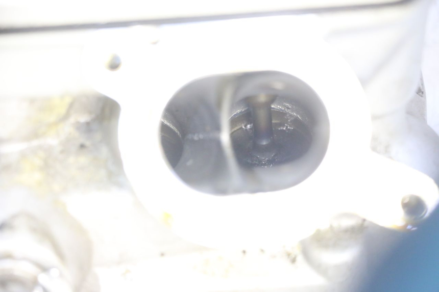 photo de TESTATA ANTERIORE HONDA NTV DEAUVILLE ABS 700 (2007 - 2016) - Zoom sullo stato d'uso