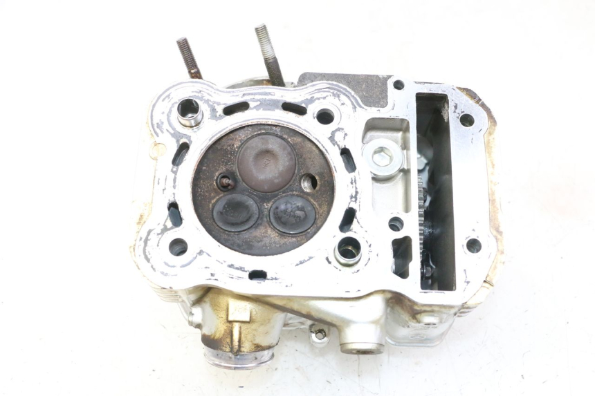 photo de TESTATA ANTERIORE HONDA NTV DEAUVILLE 650 (2001 - 2006) - Caratteristiche distintive