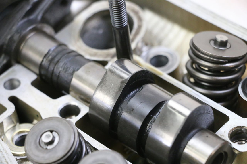 photo de TESTATA ANTERIORE HONDA NTV DEAUVILLE 650 (2001 - 2006) - Zoom sui componenti