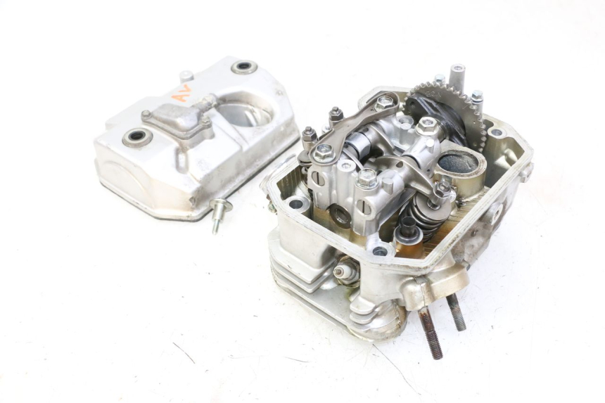 photo de TESTATA ANTERIORE HONDA NTV DEAUVILLE 650 (2001 - 2006) - Stato della superficie e materiale