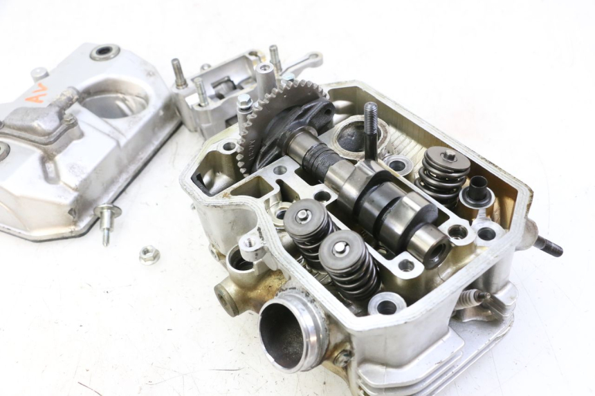 photo de TESTATA ANTERIORE HONDA NTV DEAUVILLE 650 (2001 - 2006) - Marcature e riferimenti originali