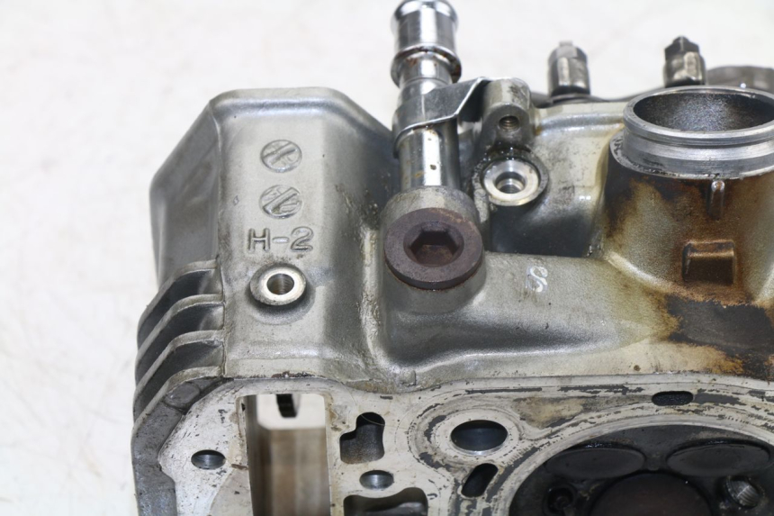 photo de TESTATA ANTERIORE HONDA NTV REVERSE 650 (1988 - 1988) - Dettagli dei punti di fissaggio