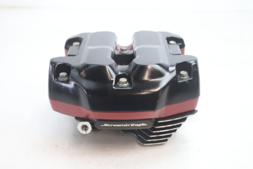 photo de TESTATA ANTERIORE HARLEY DAVIDSON ROAD GLIDE FLTRXSE 1920 (2018 - 2022) - Focus sulla struttura