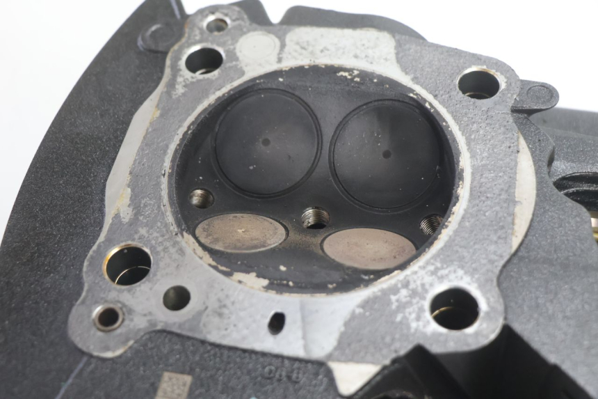 photo de TESTATA ANTERIORE HARLEY DAVIDSON ROAD GLIDE FLTRXSE 1920 (2018 - 2022) - Dettaglio del componente