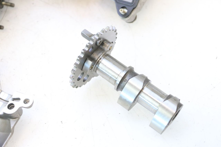 photo de TESTATA ANTERIORE CAN-AM SPYDER RS 1000 (2008 - 2012) - Caratteristiche distintive