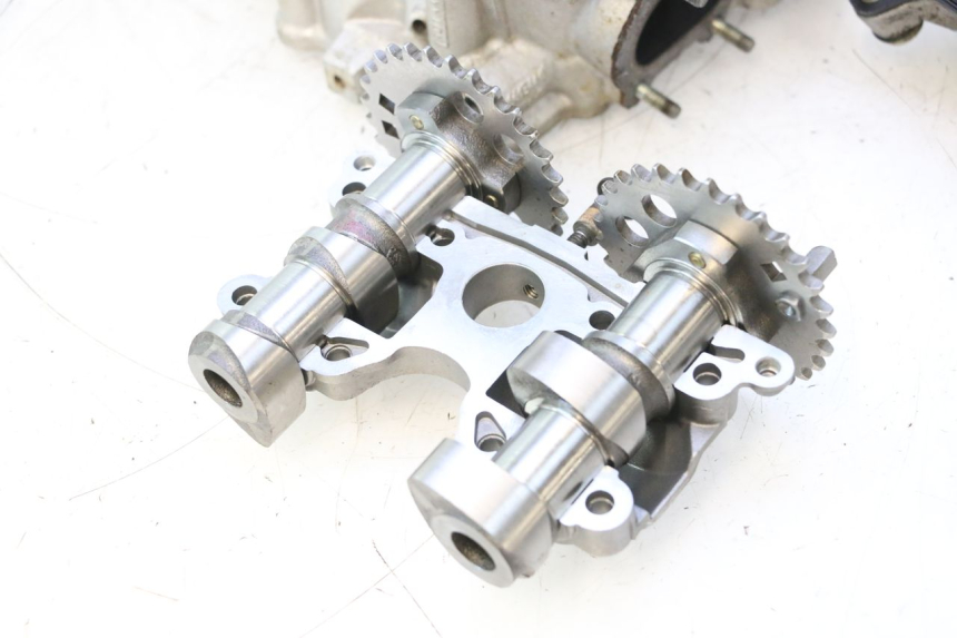 photo de TESTATA ANTERIORE CAN-AM SPYDER RS 1000 (2008 - 2012) - Angolazione alternativa