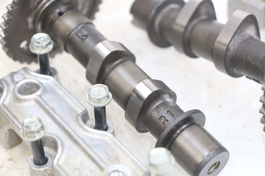 photo de TESTATA ANTERIORE SUZUKI SV N 650 (1999 - 2002) - Ispezione visiva dettagliata
