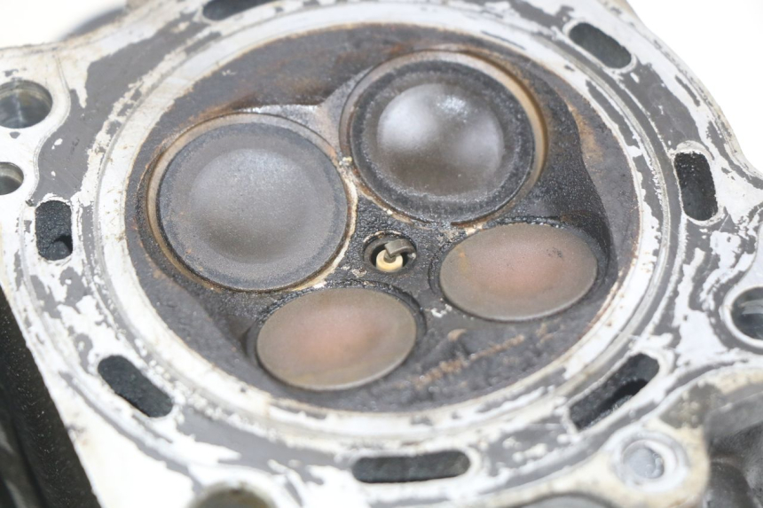 photo de TESTATA ANTERIORE SUZUKI SV N 650 (1999 - 2002) - Ricambio usato controllato