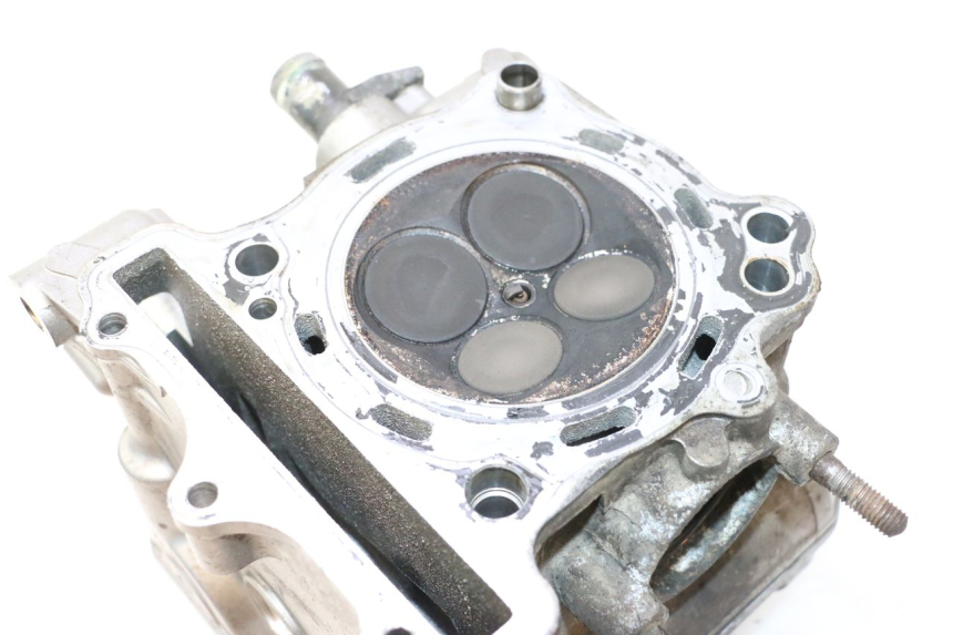 photo de Testata anteriore SUZUKI SV S 650 (1999 - 2002) - Primo piano tecnico