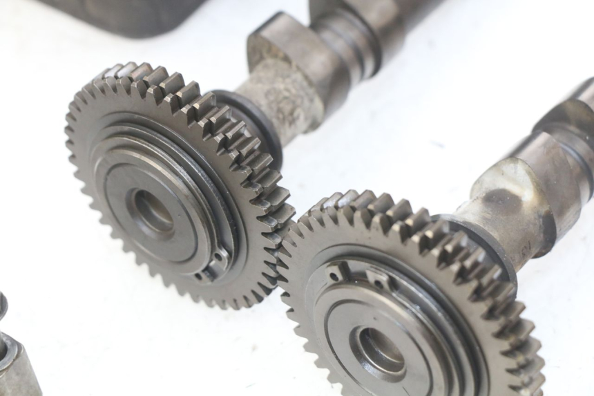 photo de TESTATA ANTERIORE HONDA VFR FI RC46 800 (1998 - 2001) - Angolazione alternativa