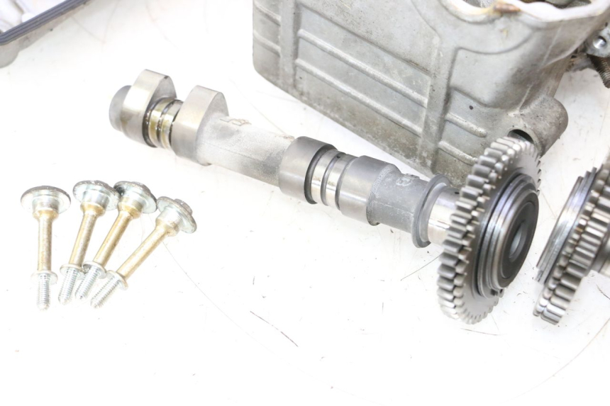 photo de TESTATA ANTERIORE HONDA VFR FI RC46 800 (1998 - 2001) - Foto prodotto supplementare