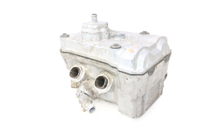 photo de TESTATA ANTERIORE HONDA VFR FI RC46 800 (1998 - 2001) - Zoom sullo stato d'uso