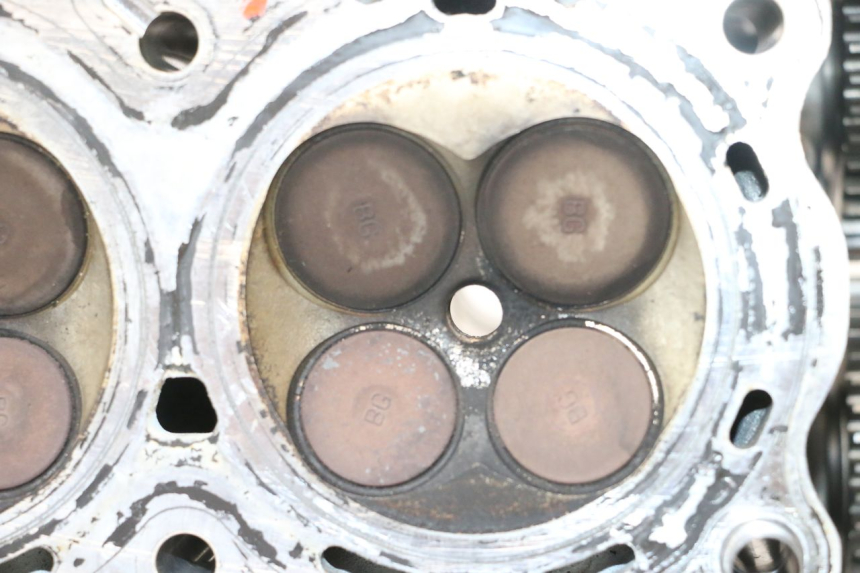 photo de TESTATA ANTERIORE HONDA VFR FI RC46 800 (1998 - 2001) - Dettaglio del componente