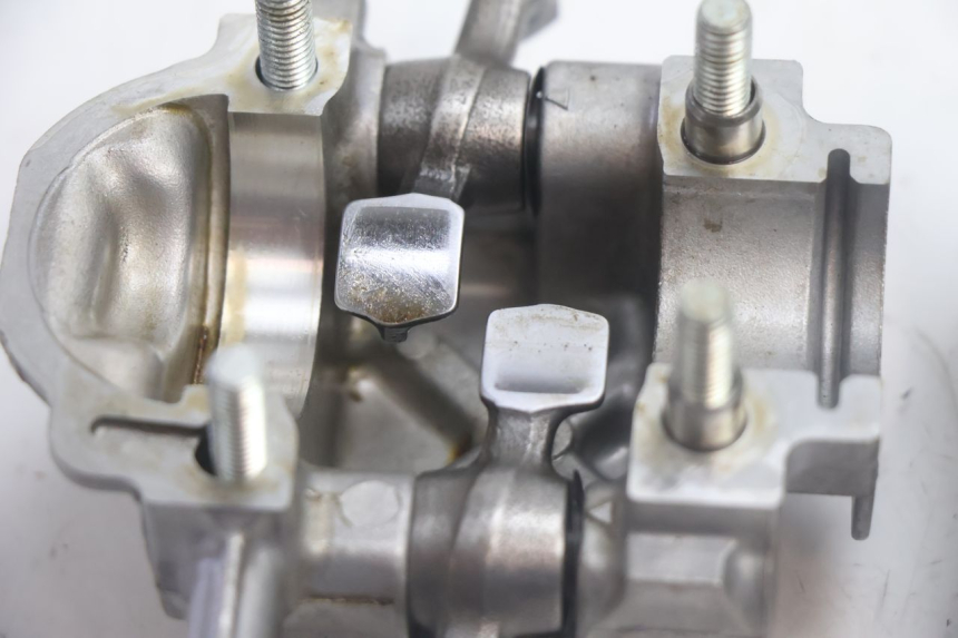 photo de TESTATA ANTERIORE HONDA XLV VARADERO 125 (2007 - 2012) - Ricambio usato controllato