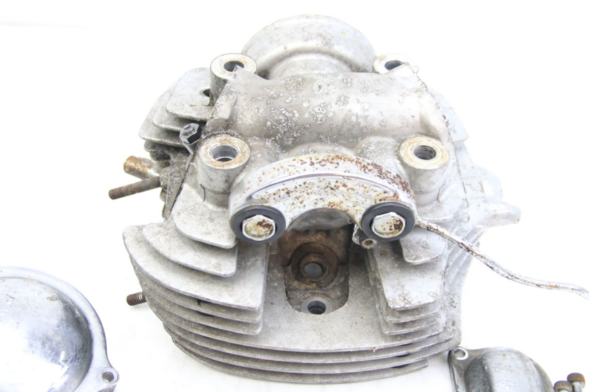 photo de CILINDRO ANTERIORE YAMAHA XV VIRAGO 750 (1984 - 1998) - Primo piano tecnico