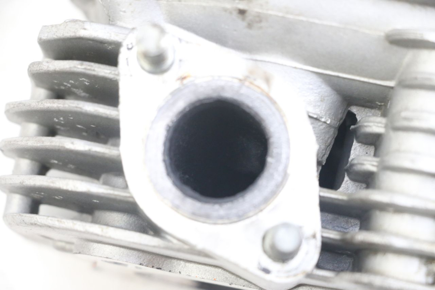 photo de TESTATA JONWAY AZTRAL 125 (2008 - 2017) - Altra angolazione