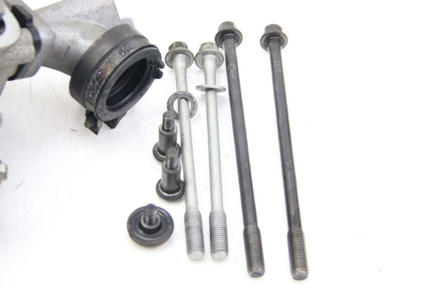 photo de TESTATA SUZUKI BURGMAN 125 (2007 - 2014) - Altra vista dell'articolo