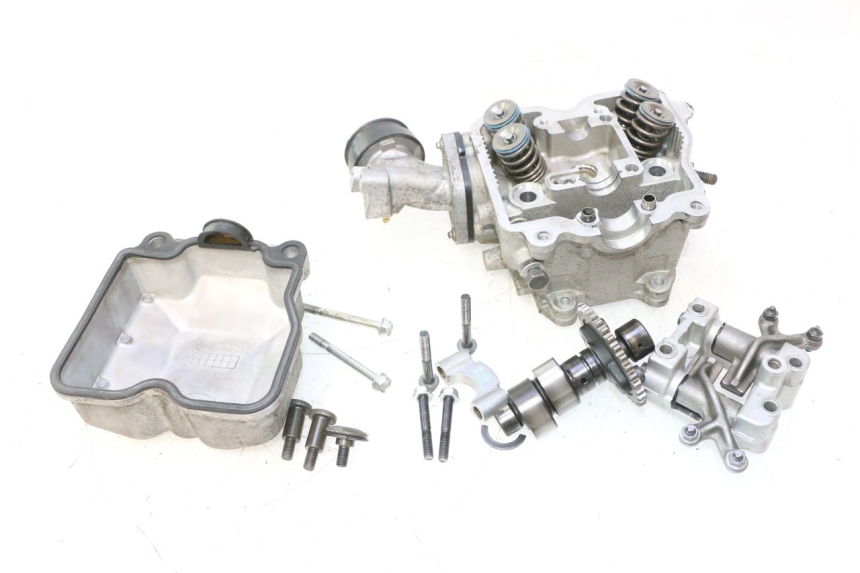 photo de TESTATA SUZUKI BURGMAN 125 (2007 - 2014) - Dettaglio del componente