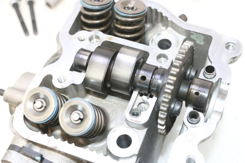 photo de TESTATA SUZUKI BURGMAN 125 (2007 - 2014) - Altra vista dell'articolo
