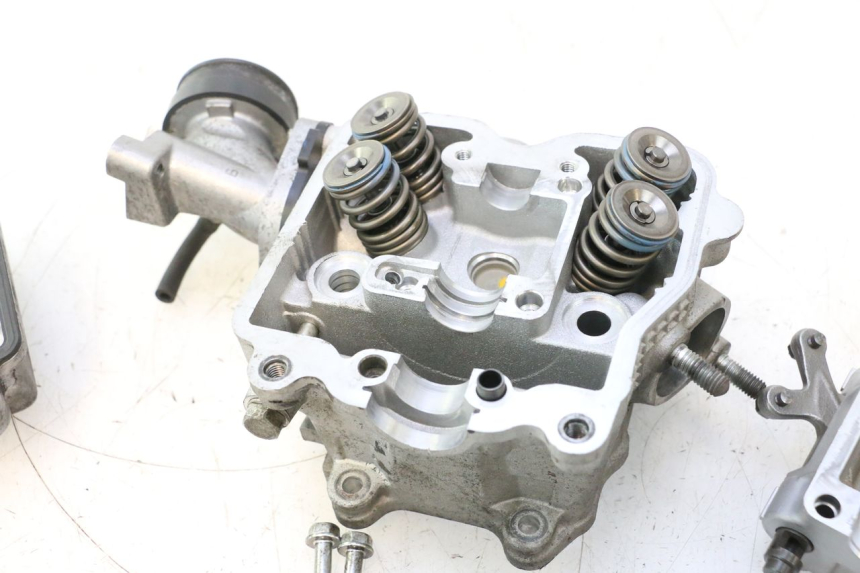 photo de TESTATA SUZUKI BURGMAN 125 (2007 - 2014) - Ricambio usato controllato