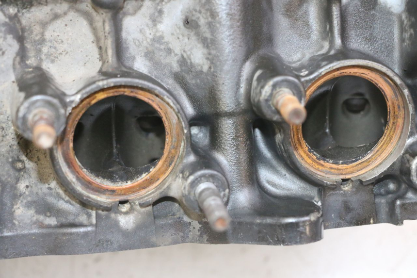 photo de TESTATA HONDA CB R 1000 (2018 - 2023) - Primo piano ad alta risoluzione