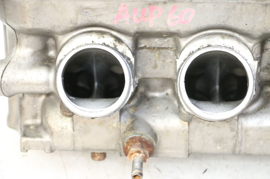 photo de TESTATA HONDA CBR RR FIREBLADE 900 (1992 - 1994) - Altra angolazione