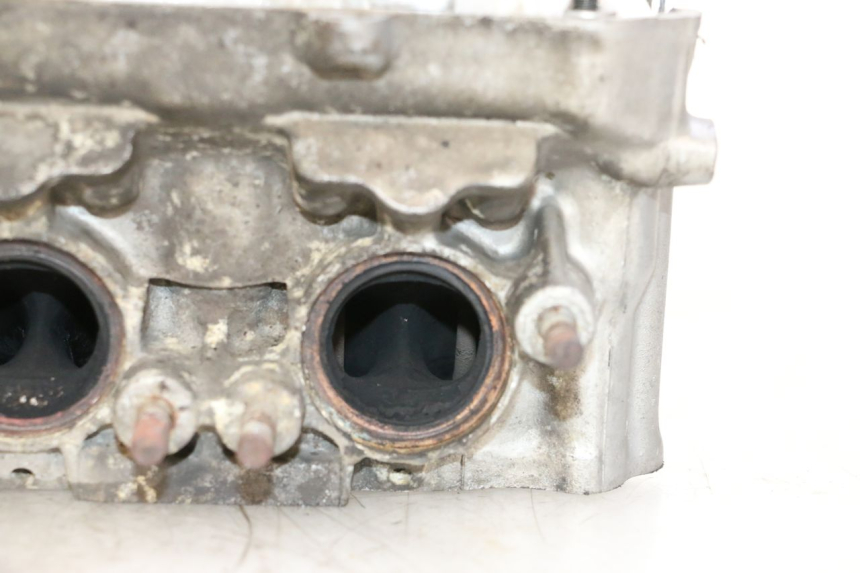 photo de TESTATA HONDA CBR RR FIREBLADE 900 (1992 - 1994) - Primo piano tecnico