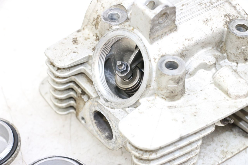 photo de TESTATA SHERCO CITY CORP 125 (2003 - 2007) - Zoom sui componenti