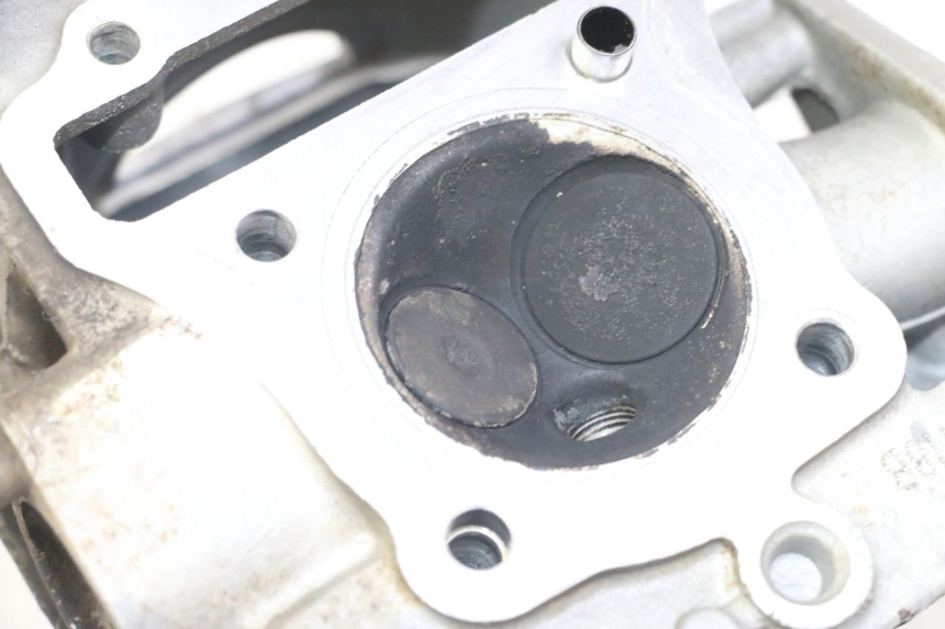 photo de TESTATA HONDA CRF-F CRF F 110 (2019 - 2022) - Zoom sullo stato d'uso