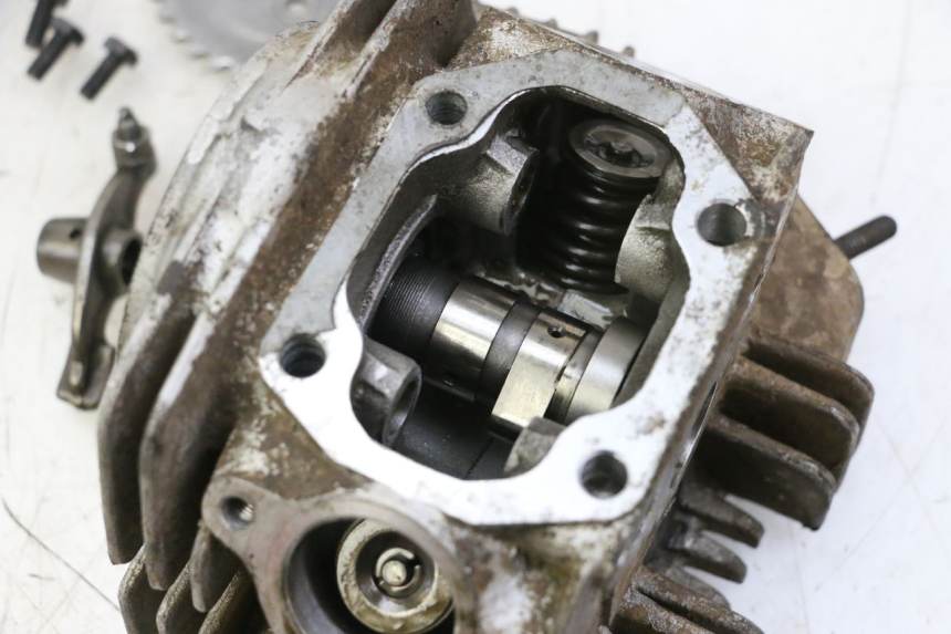 photo de TESTATA CCR DIRT BIKE 125 - Zoom sullo stato d'uso