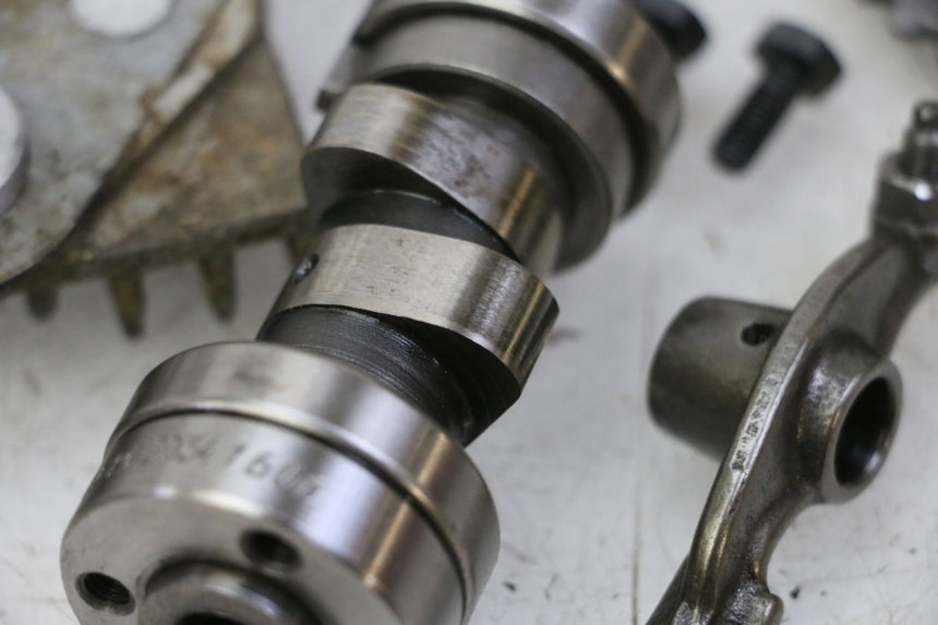 photo de TESTATA CCR DIRT BIKE 125 - Dettagli dei punti di fissaggio