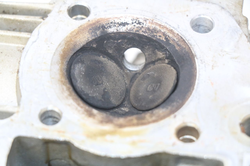 photo de TESTATA CCR DIRT BIKE 110 - Dettagli dei punti di fissaggio