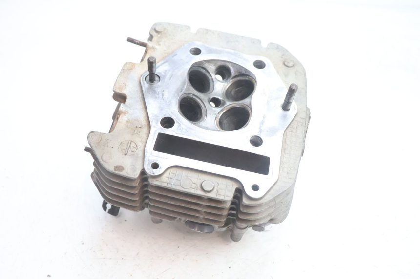 photo de TESTATA SUZUKI DR S 600 (1985 - 1989) - Foto prodotto supplementare