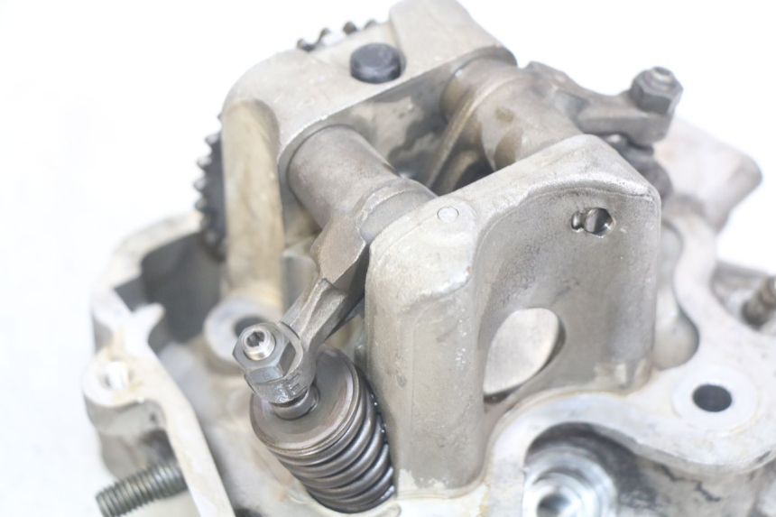 photo de TESTATA PEUGEOT ELYSEO 125 (1999 - 2004) - Zoom sui componenti