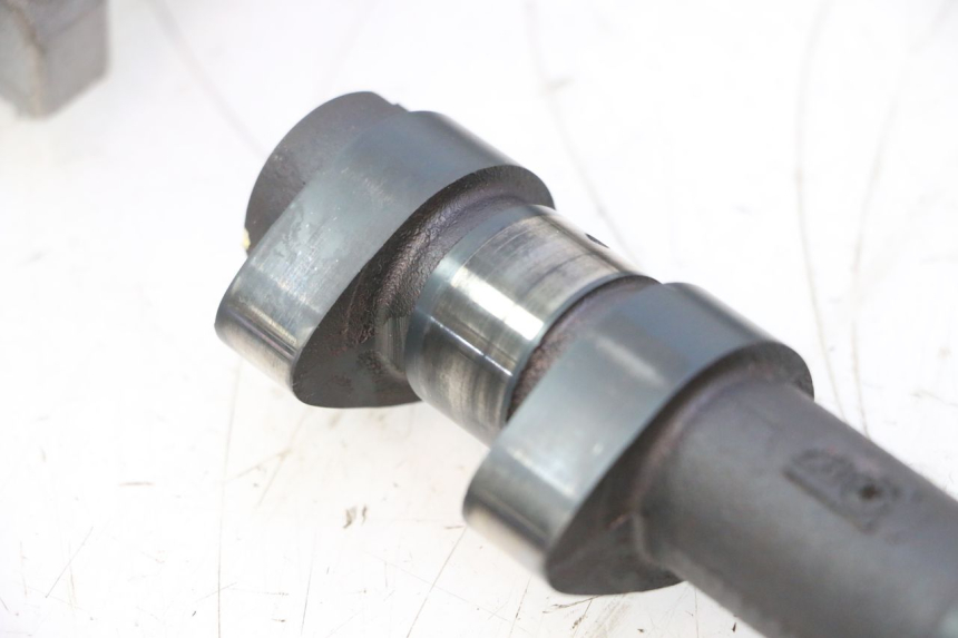 photo de TESTATA KAWASAKI ER-6 ER6 N 650 (2005 - 2009) - Zoom sullo stato d'uso