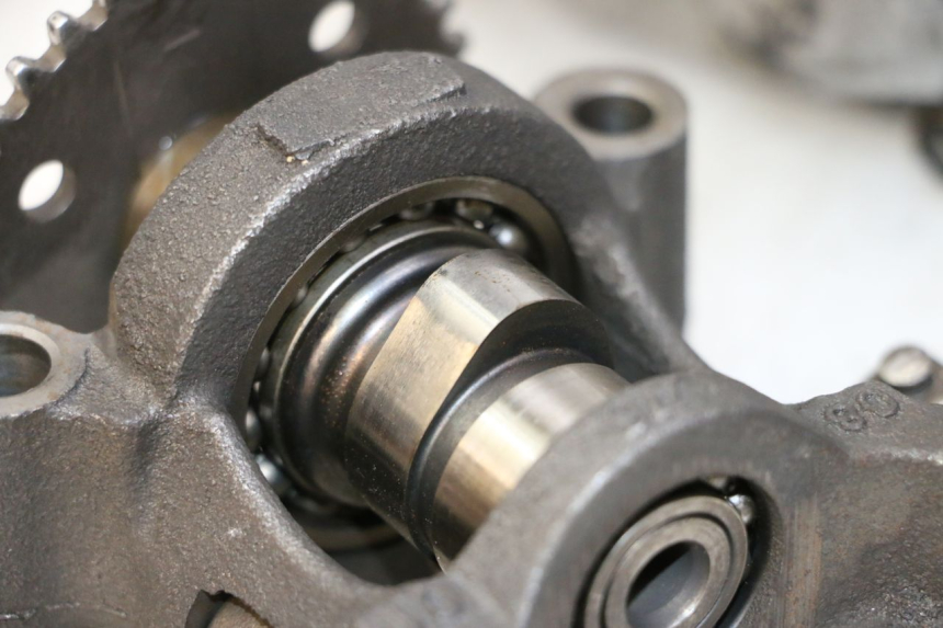 photo de Testata HONDA FES S-WING SWING ABS 125 (2007 - 2015) - Ispezione visiva dettagliata