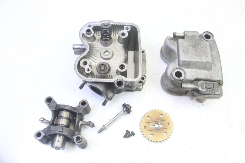 photo de Testata HONDA FES S-WING SWING ABS 125 (2007 - 2015) - Vista principale