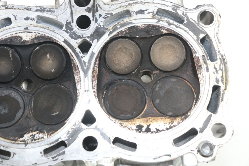 photo de TESTATA YAMAHA FJR ABS 1300 (2006 - 2012) - Ispezione visiva dettagliata